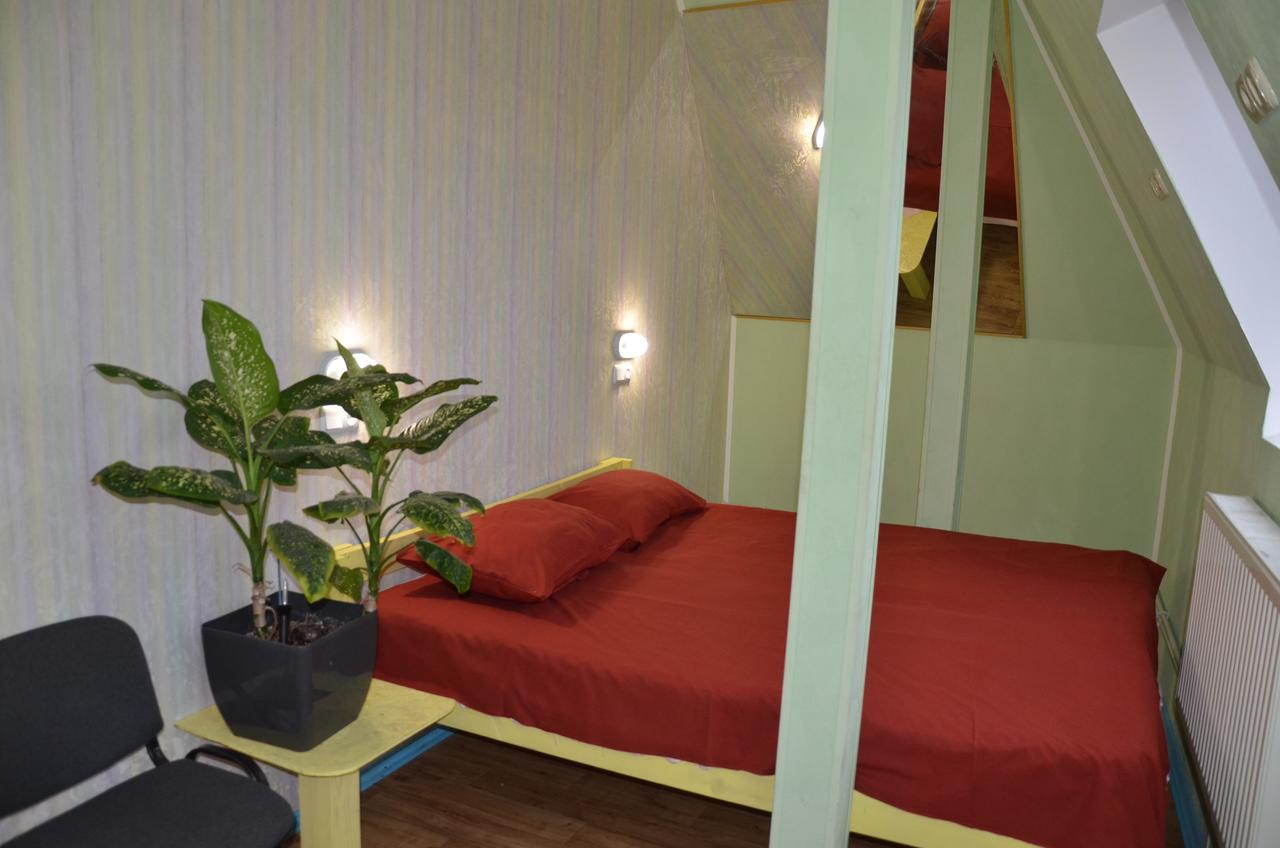 Hostel Darnitsa1 Kiev Luaran gambar